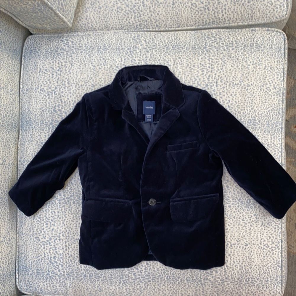 Gap boys navy velvet blazer- new- pristine- never worn